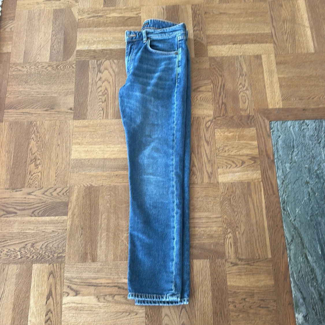 Blå jeans från Nudie Jeans Co, 27/28 - 2