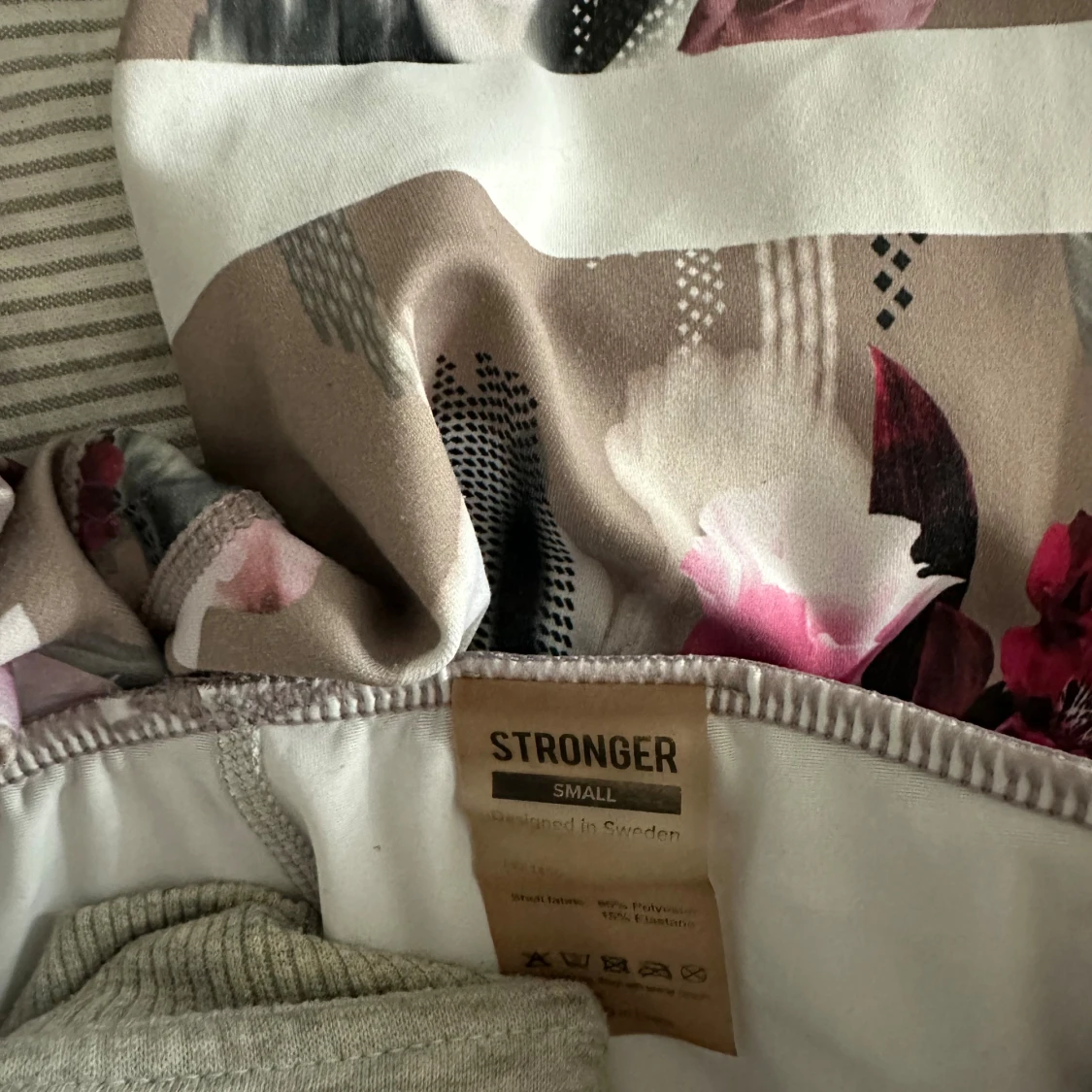 Blommiga leggings från Stronger S - 2