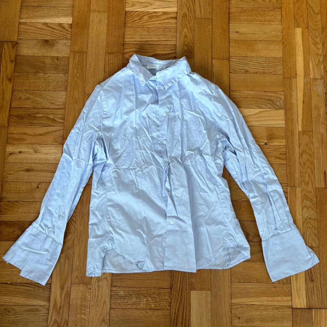Ljusblå skjorta från Primark