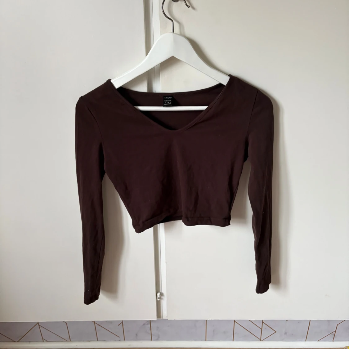 Brun croppad långärmad topp Shein