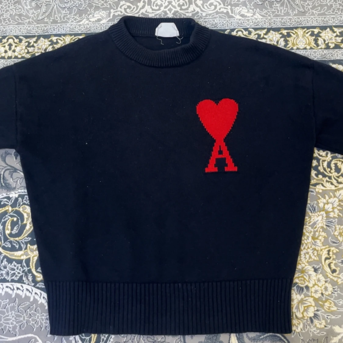 Svart stickad tröja från Ami Paris