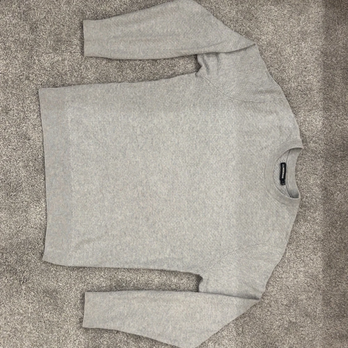Grå stickad tröja från J.Lindeberg - 2