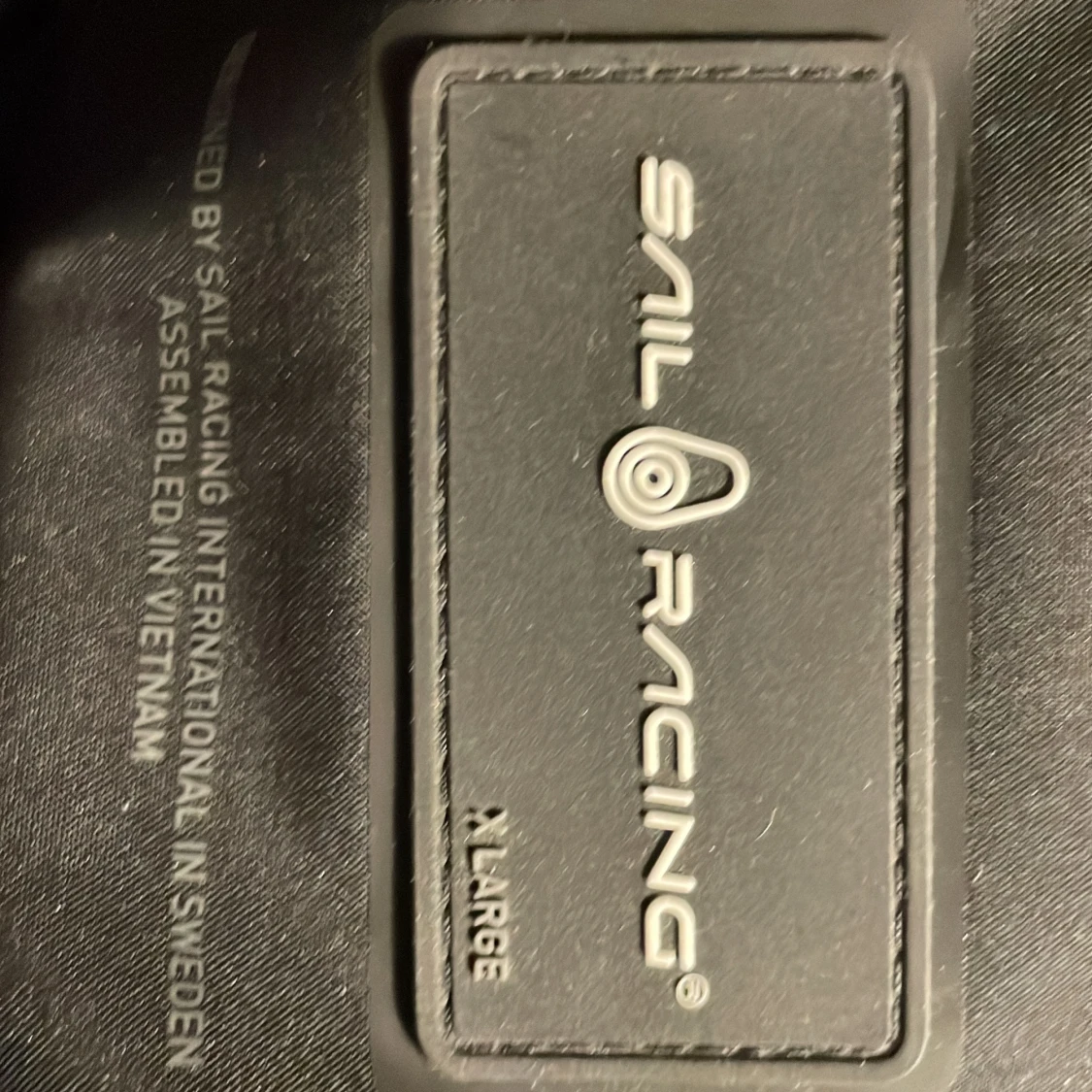 Svart dunväst från Sail Racing - 2