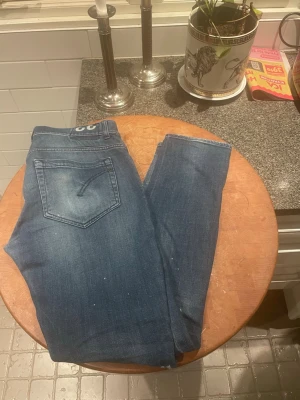 Dondup jeans George  - Säljer nu ett par feta dondup jeans i storlek 33 | mycket fint skick utan defekter| priset är ej hugget i sten | kom dm för flera frågor eller funderingar!