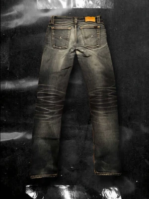 Nudie jeans - Blåa nudie jeans. Storlek ca W29 L32-L34. Bara att höra av sig vid funderingar eller intresse.🙌