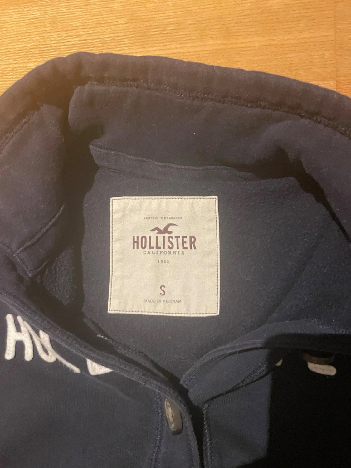 Marinblå kofta från Hollister - 2