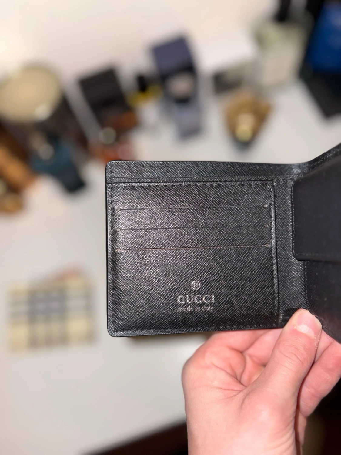 Svart plånbok  med ränder - 1