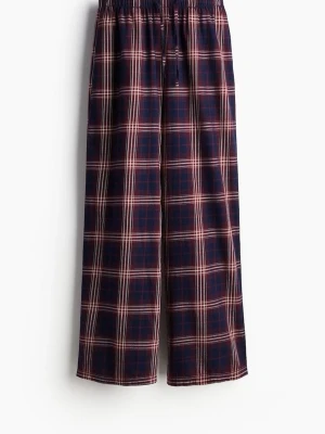 Pyjamas  - Sleep in comfort and style with these cozy pyjamas. Made from soft, breathable fabric, they keep you warm at night while feeling gentle on your skin. The set includes a relaxed-fit top and elastic-waist bottoms for the perfect fit. Ideal for sleeping, lounging, or lazy mornings at home