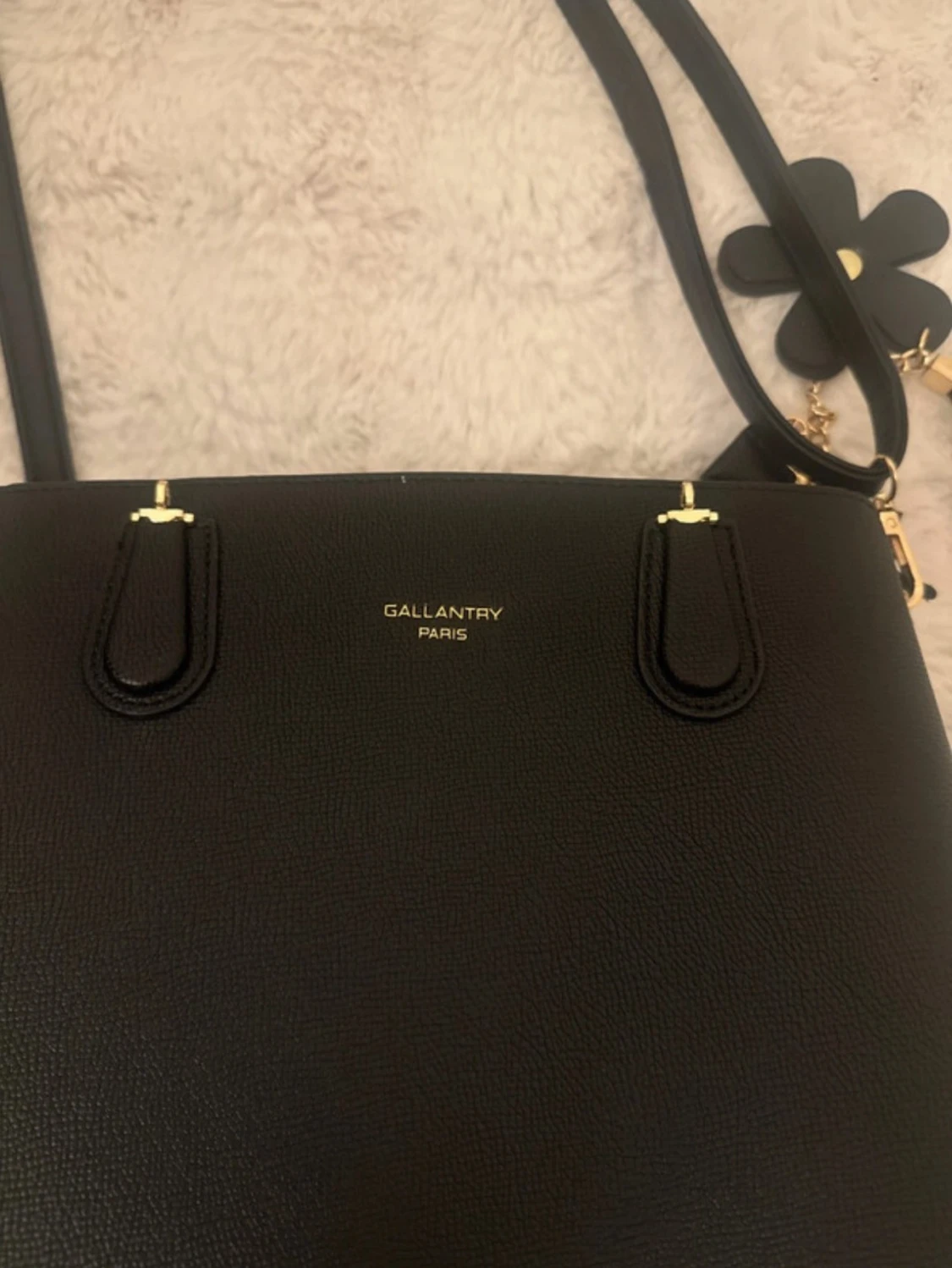 Svart axelväska från Gallantry Paris - 2