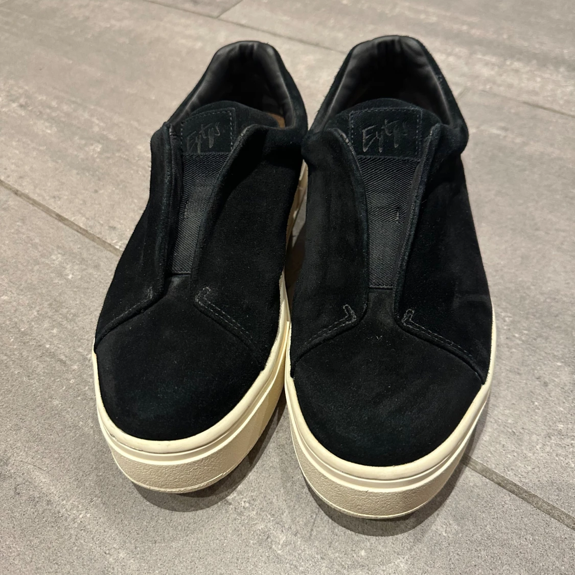 Svarta Eytys sneakers i mocka, strl 40 - 1