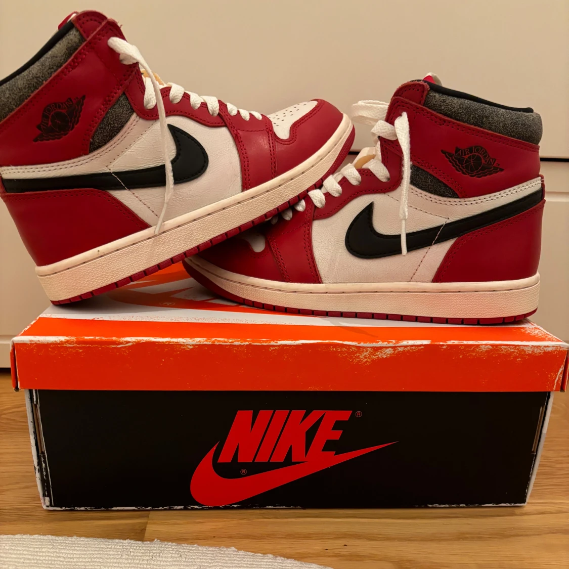 Nike Air Jordan 1 Retro High OG lost and found - 1