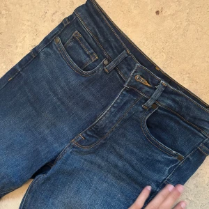 Jeans zara - Använd en gång storlek 36 