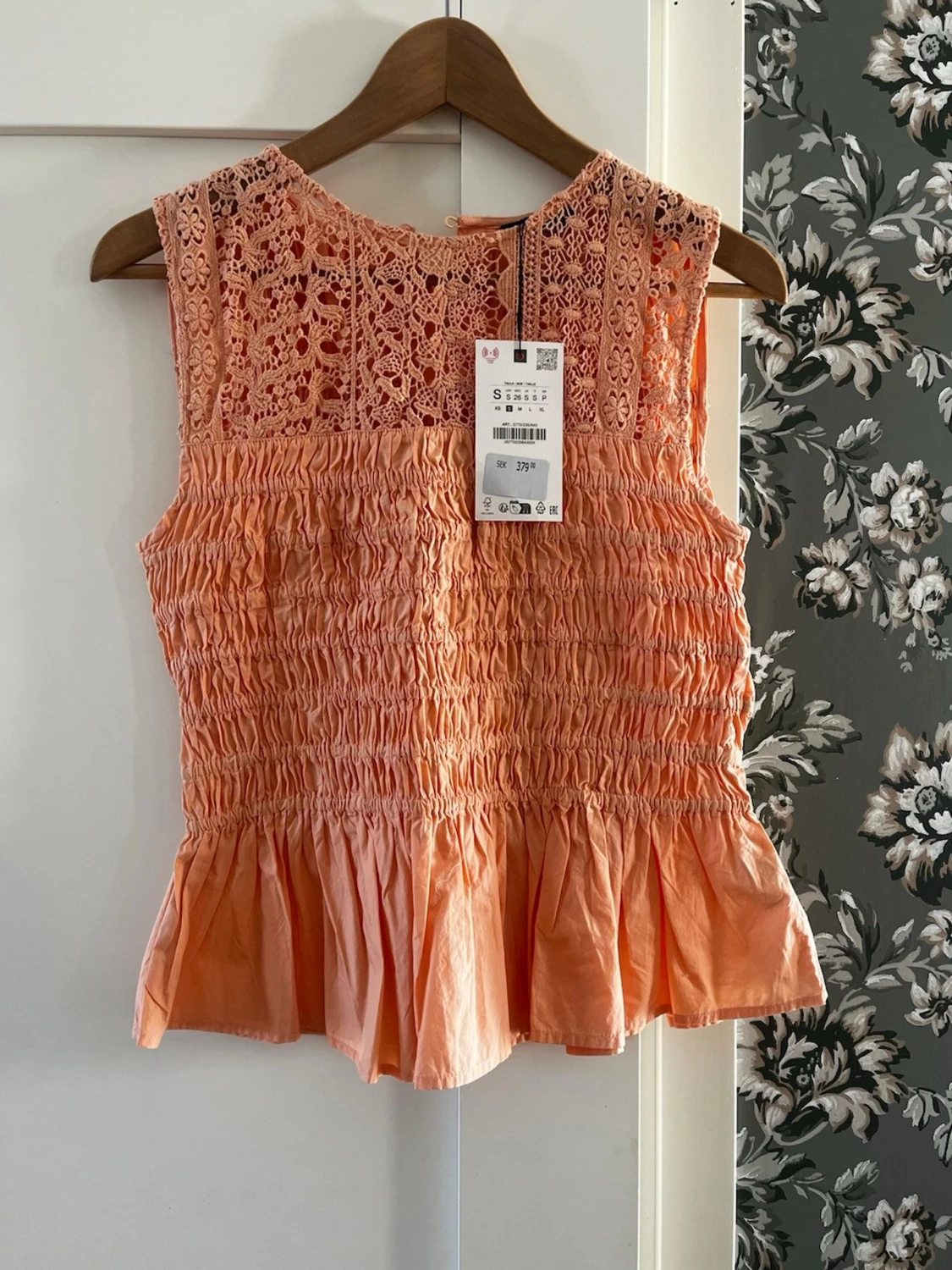 Zara pelpumtopp i storlek S