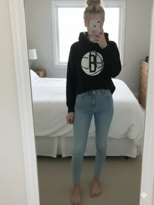 Svart Nike hoodie - Hoodie från märket Nike som har gjort en collab med NBA