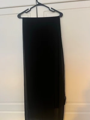 Svart sjal chiffron - Fin Svart sjal i chiffron aldrig använd 🖤