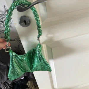 NAKD VÄSKA - väska från NA-KD! 💚Nypris 399!