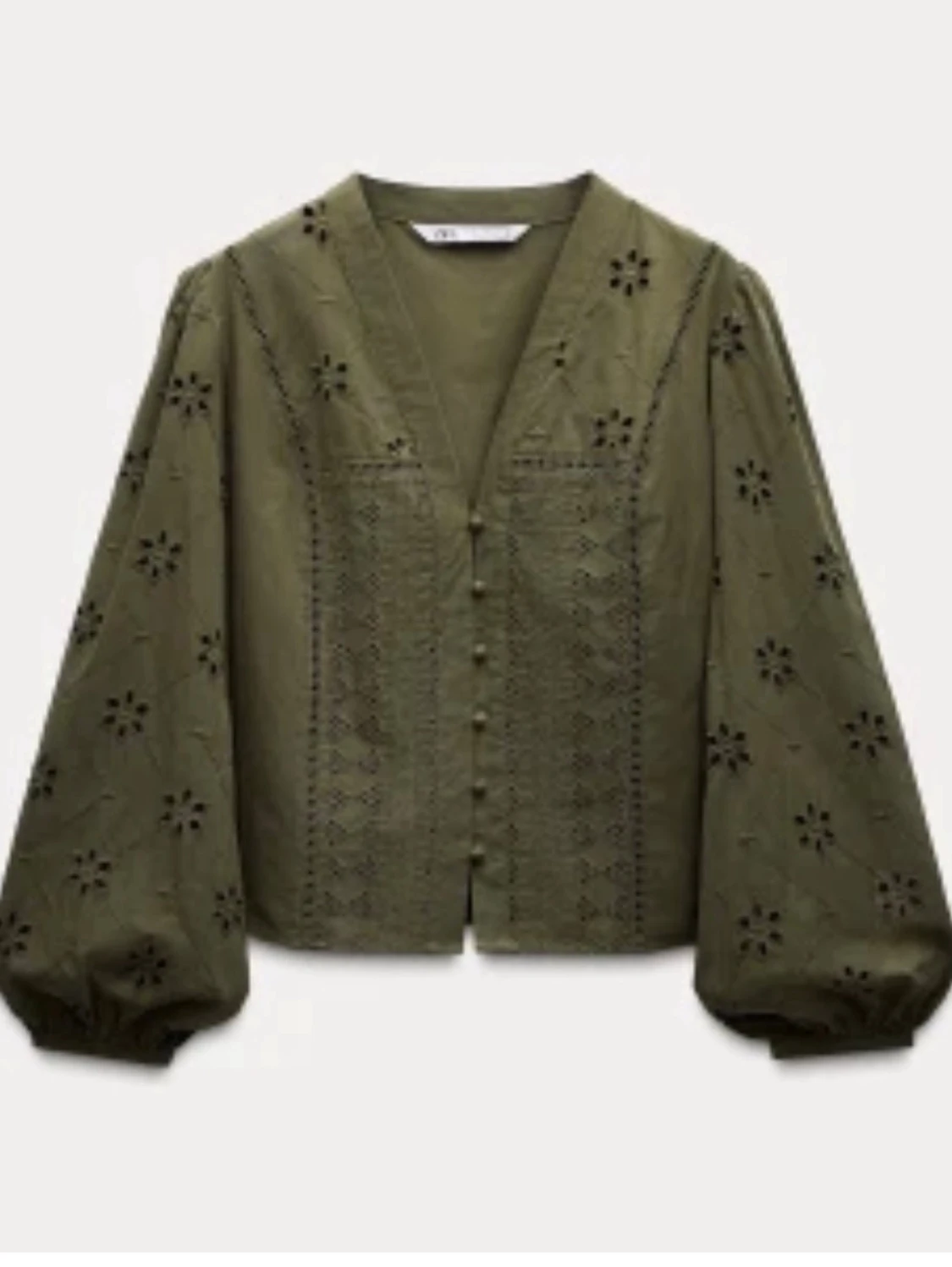 Olivgrön blus med broderade detaljer