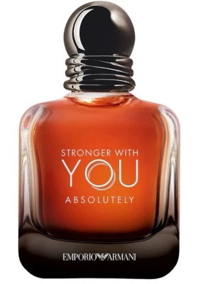 Emporio Armani Stronger With You Absolutely - Emporio Armani Stronger With You Absolutely är en parfym i en elegant glasflaska med rundade kanter och mörkbrun kork. Flaskan har en varm bärnstensfärg och stilren text i vitt. Doften är intensiv och modern, perfekt för dig som gillar exklusiva parfymer.