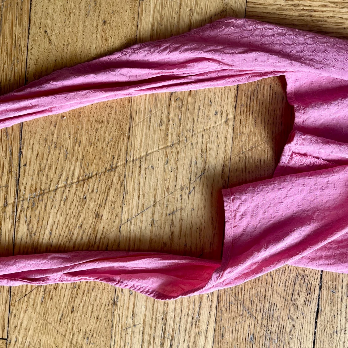 Rosa offshoulder blus med knytärmar - 2