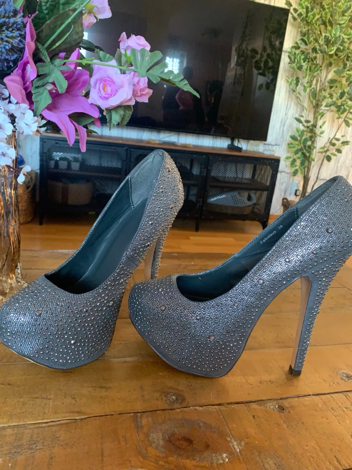 Glittriga silverpumps med platå - 3