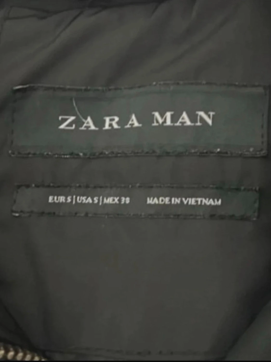 Svart pufferjacka från Zara Man - 1