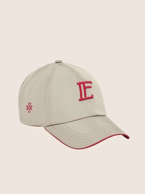 Jacob Cohen Luis Figo Keps - Tja säljer nu min Jacob Cohen x Luis Figo baseball cap. Super fint skick och nypris ligger på 2500. Alla original tags och påsar medföljer:)