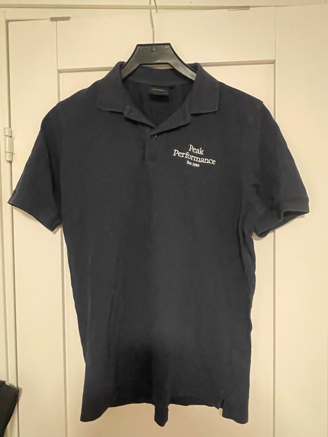 Marinblå Peak Performance piké