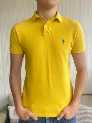 Ralph lauren piké  - Snygg Ralph lauren pike i mycket bra skick