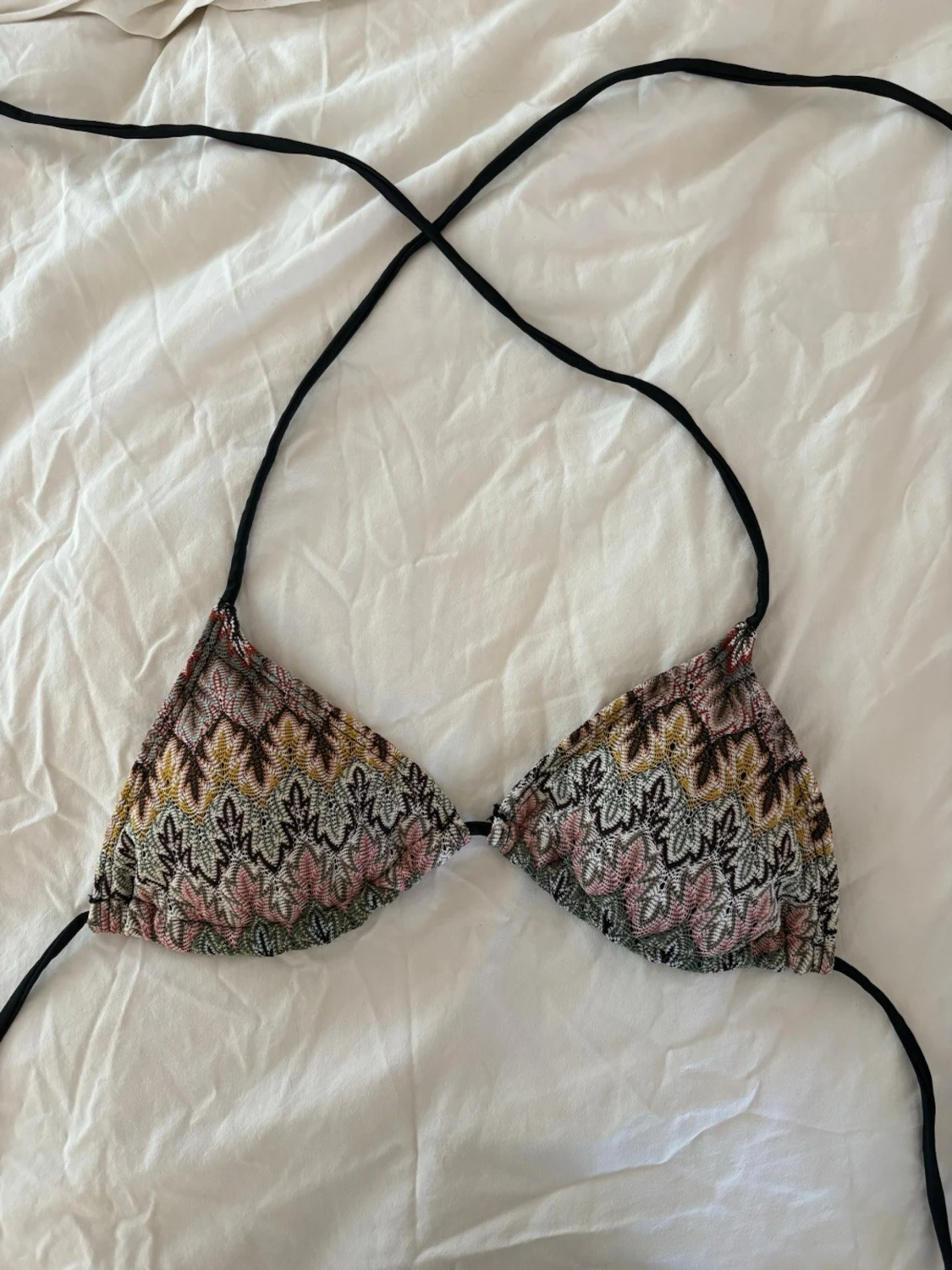 Mönstrad trekantsbikini från Design By Si