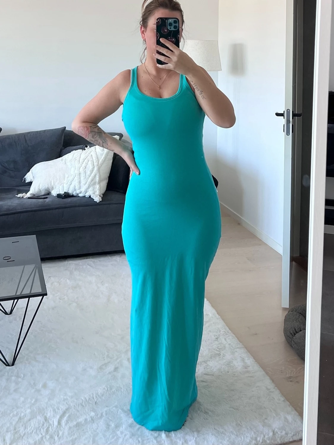 Turkos långklänning med smala axelband