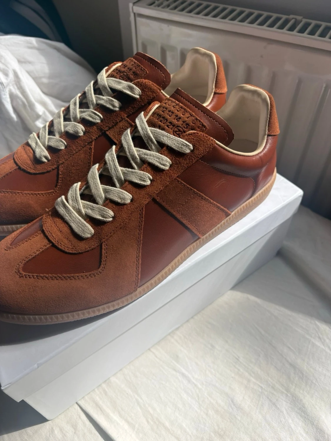 Maison Margiela bruna/burgundy - 1