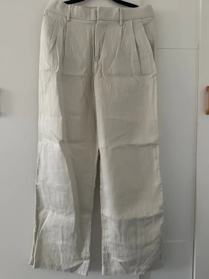 Linnebyxor - Baggy linnebyxor från hm, storlek 29