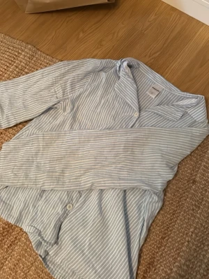 Blåvit randig skjorta från Kappahl - Somrig pyamasskjotta från Kappahl🙌🏻