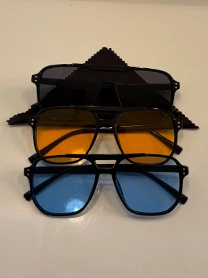 Solglasögon 3-Psck - Helt nya Solaris solglasögon kvar i förpackning. Perfekt för sommaren!