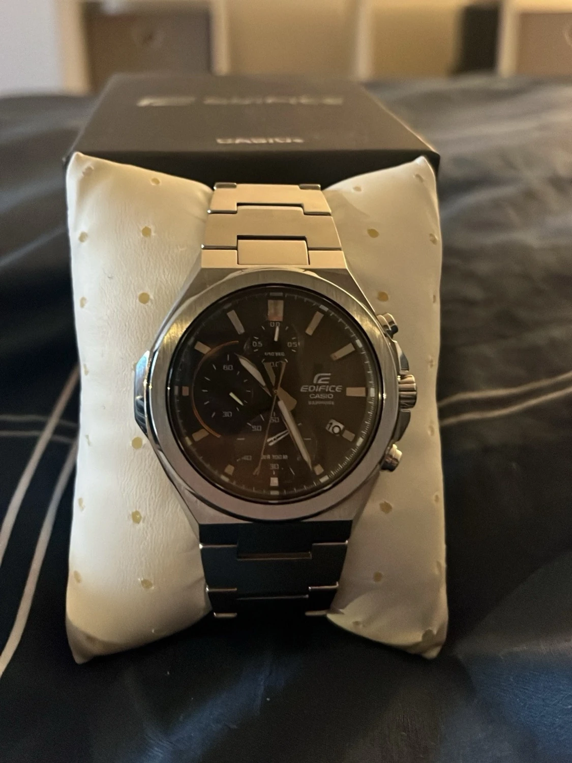 Casio Edifice silverfärgad klocka