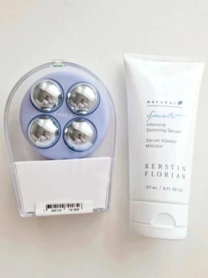 FOREO bear 2 body Slimming Serum  - Tonar musklerna på djupet samtidigt som huden stramar upp för synligt fastare resultat Stimulerar mikrocirculation och lymfdränering för förbättrad hudkvalitet. Nypris 3845kr https://www.apotea.se/foreo-bear-2-body-evergreen Florian Slimming Serum är ett kraftfullt serum med bevisat slimmande ämnen. Serumet innehåller växtbaserade extrakt som ger spänst, minimerar uppkomsten av celluliter och aktiverar lipolysfunktionen för att reducera fettvävnad. Nypris 599 kr https://www.apotea.se/kerstin-flo