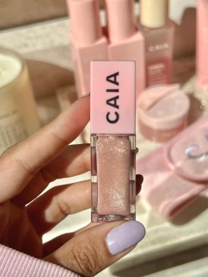 CAIA ljusrosa läppglans - Caia Pinky Gloss. Bara testad