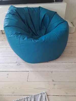 Sitt säck - Zit zack, sitt säck, bean bag, saccosäck eller vad du nu än kallar det! Blå sittsäck från mio "zit zack" i perfekt skick! 