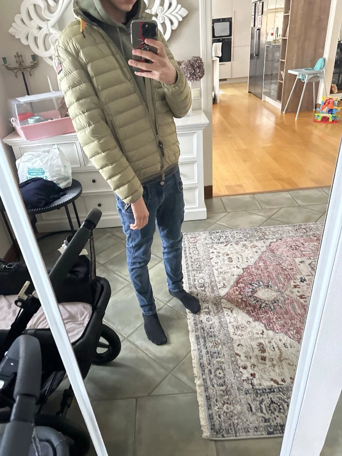 Ljusbeige dunjacka från Parajumpers