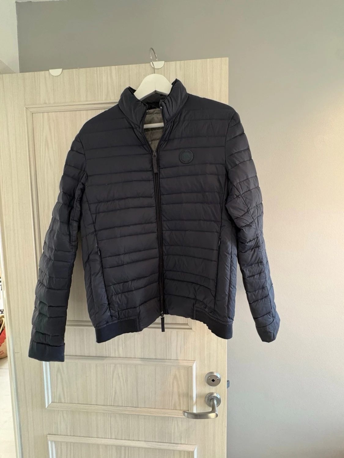 Mörkblå dunjacka från Armani Exchange - 1