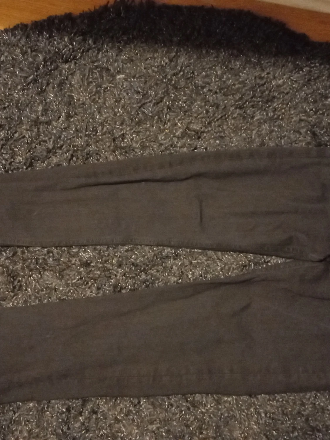 Mörkgrå leggings med smal passform