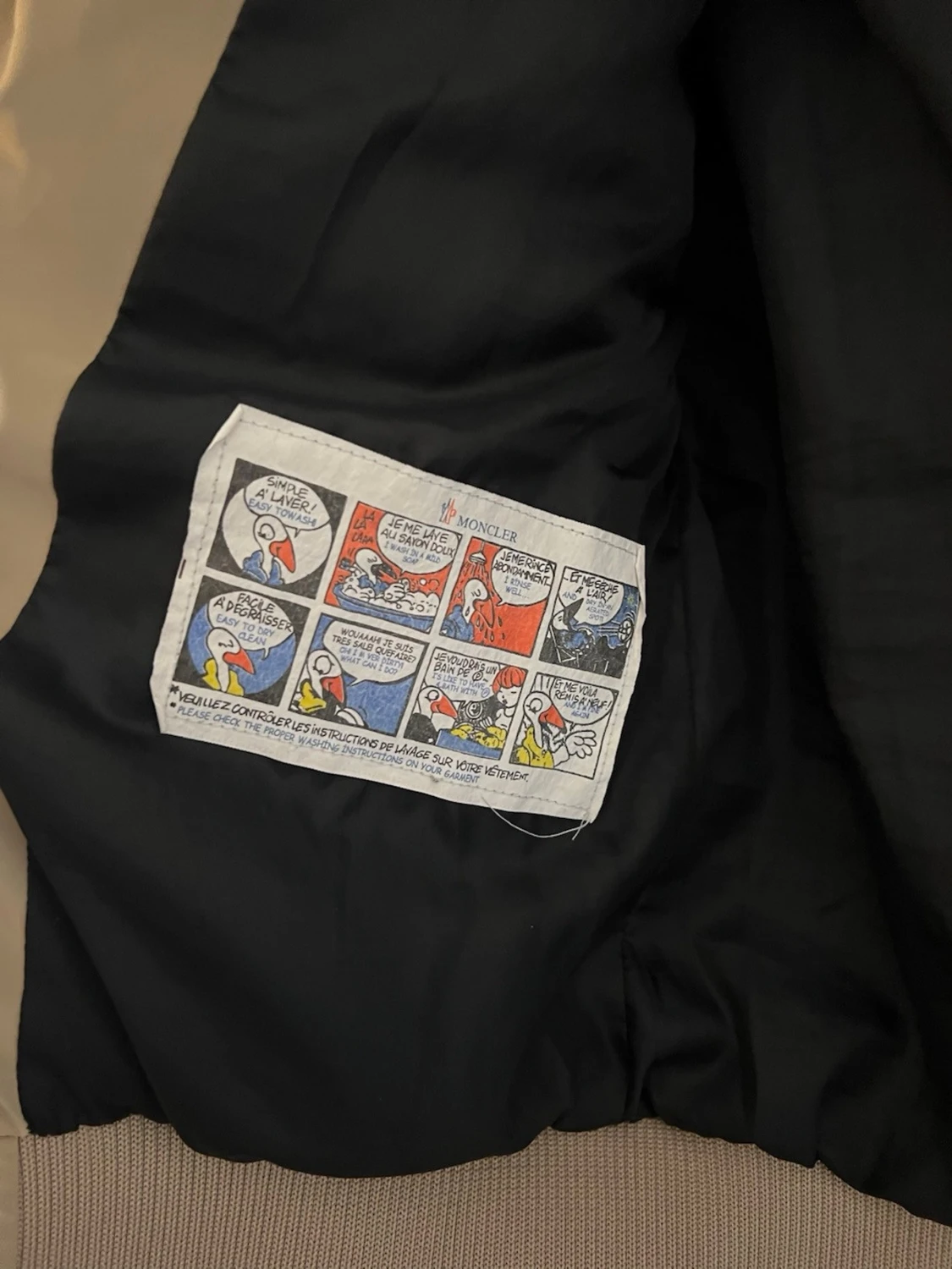 Beige moncler pufferjacka med stickade ärmar - 6