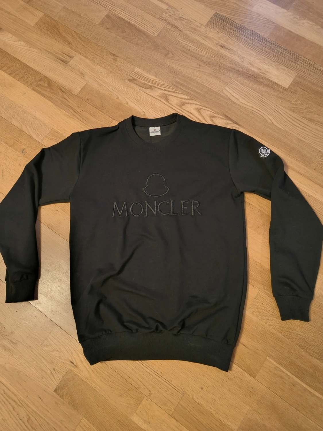 Svart Moncler sweatshirt