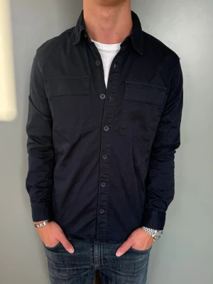 Arne Overshirt - Storlek: S | Skick: 10/10 | Nypris: Ca 1000kr 