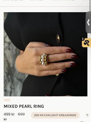 Ioaku mixed pearl ring  - Säljer min statement ring som inte verkar finnas kvar på hemsidan! Pris kan diskuteras något då jag vill bli av med den, har för många ringar💗 Nyskick!! 