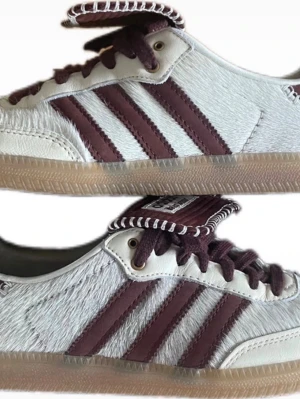 Adidas Wales Bonner Pony Samba - Säljer mina Wales Bonner sambas, storlek 43.5 sitter som 43. Box och og följer med. Som nya. Postar alltid inom 24h.