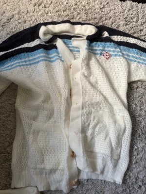 Casablanca set  - Säljer en jätte fin casablanca set perfekt för sommaren storlek L bör passa dig med storlek M