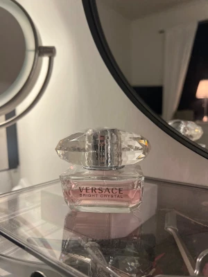 Versace Bright Crystal EdT 50 ml - Versace Bright Crystal Eau de Toilette, 50ml. 