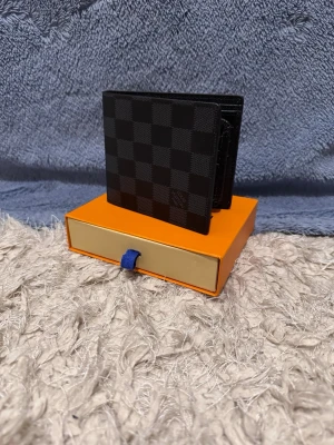 Llv wallet - Never use, brand new