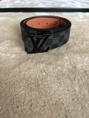 Fint bälte  - Har ett helt nytt fint bälte oanvänd